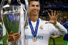 曼联夏窗转会后：四大天王离队，新援加盟中场空缺，阿莫林面临挑战